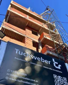 constructora-zona-sur-edificio-en-obra-tuchweber