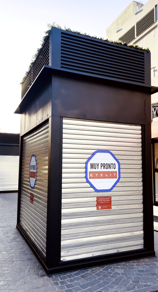 Construcción de stand comercial Local EYELIT en Las Lomitas — Tuchweber