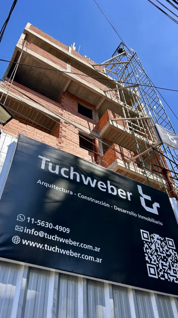 Construcción de un edificio residencial en Lanús Oeste, Zona Sur