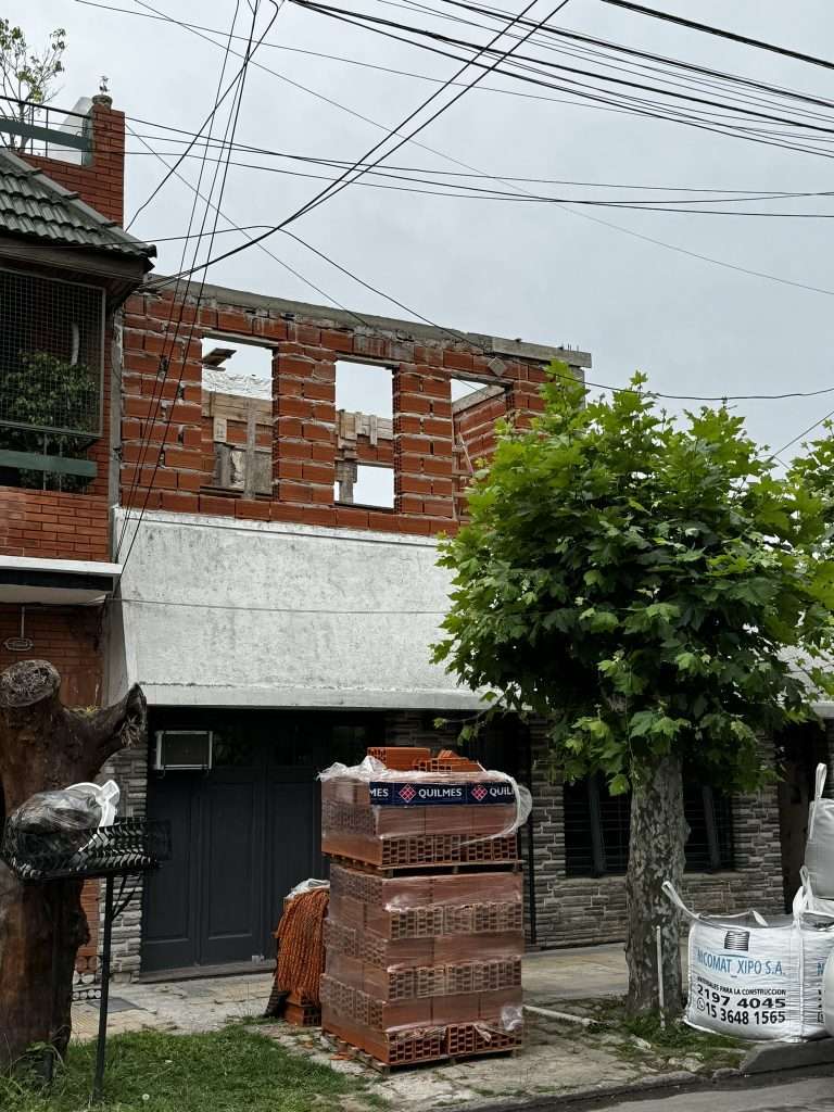 Casa Cavour en Lanús — foto 4