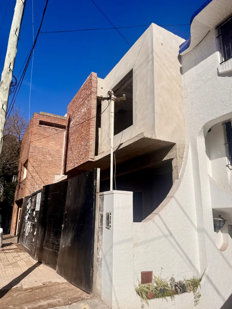 Casa Nóbrega, Temperley — Tuchweber